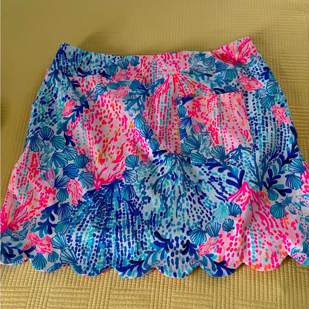 NWOT Lilly Pulitzer Luxletic Monica Scalloped Skort